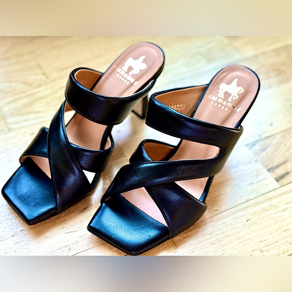 NWOT - EMBASSY LONDON “Oriana Black” Women’s Designer Sandals - EU 37 / US 6